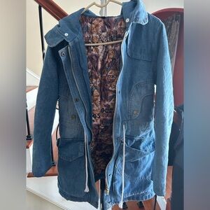 Fashion Classic Women's Blue Denim Jacket Large